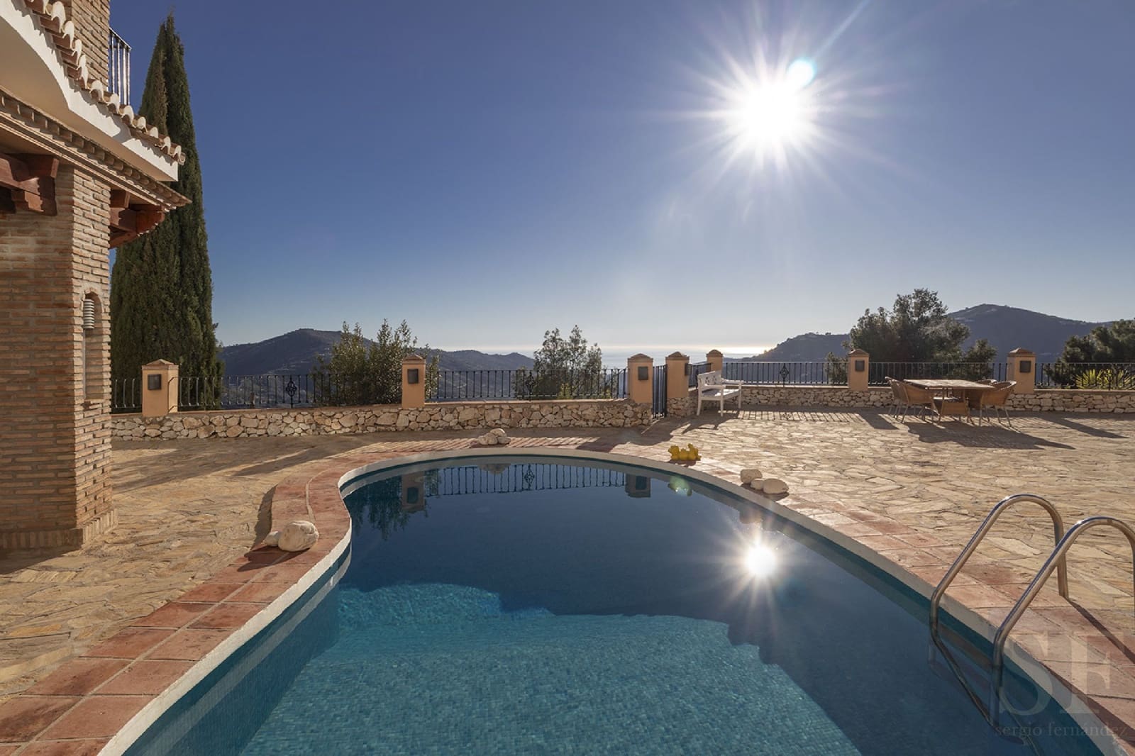 Chalet de 5 habitaciones en Cómpeta en venta con piscina garaje - 1.350.000 € (Ref: 8067224)