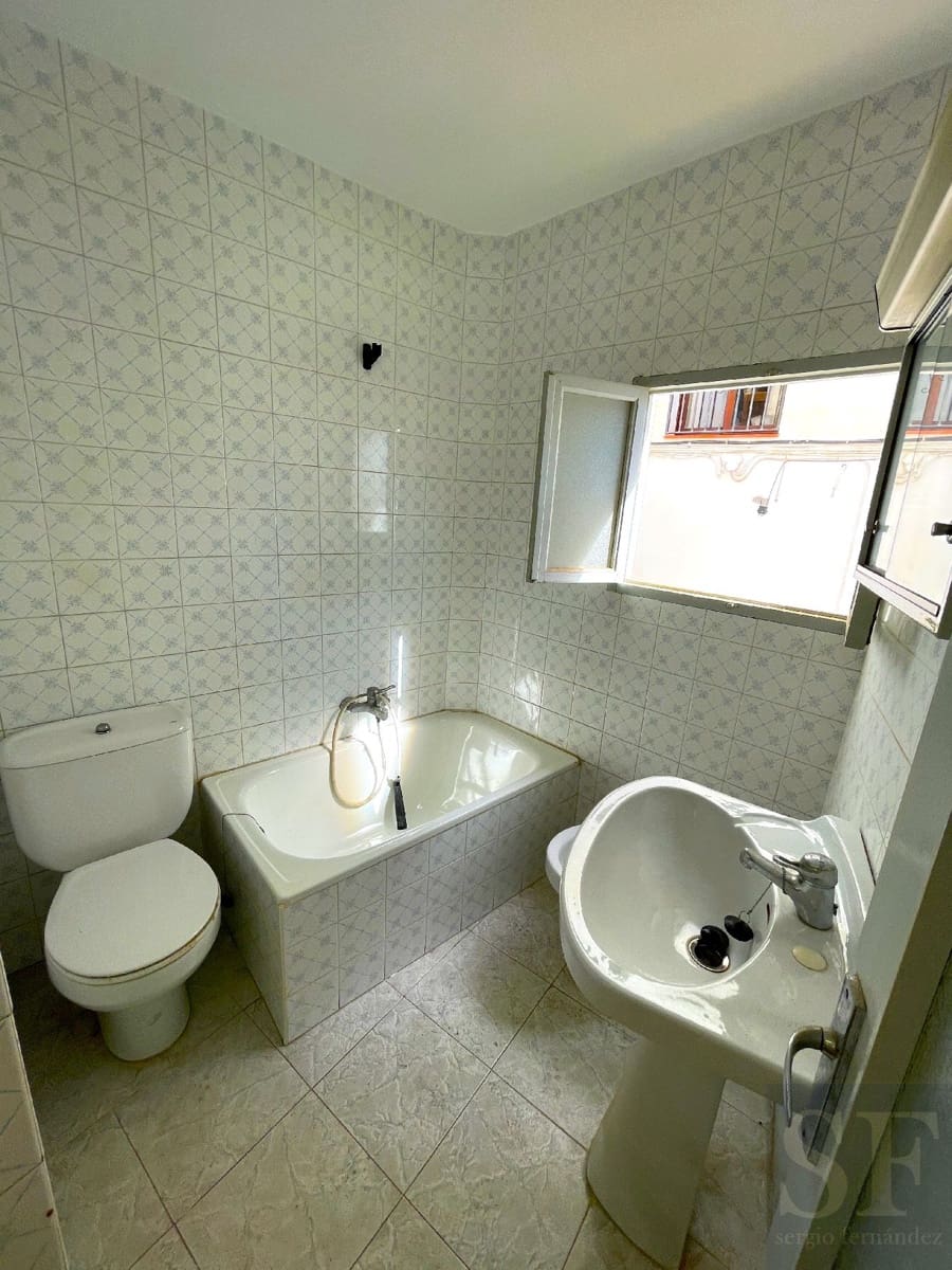 5 makuuhuone Omakotitalo myytävänä paikassa Competa - 194 000 € (Ref: 8100308)