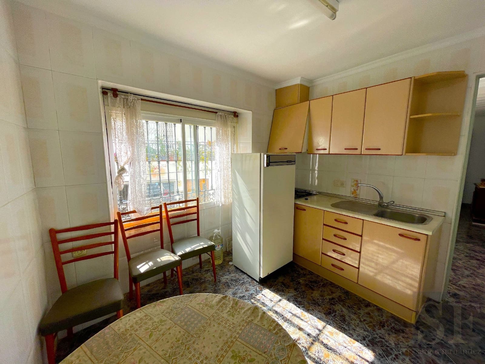 5 makuuhuone Omakotitalo myytävänä paikassa Competa - 194 000 € (Ref: 8100308)