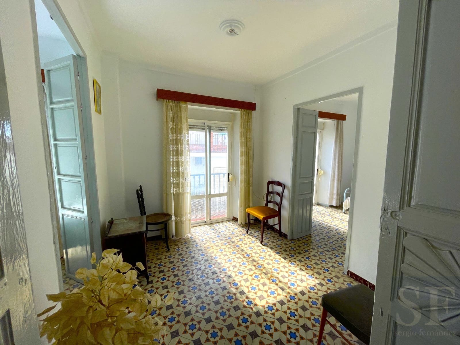 5 makuuhuone Omakotitalo myytävänä paikassa Competa - 194 000 € (Ref: 8100308)