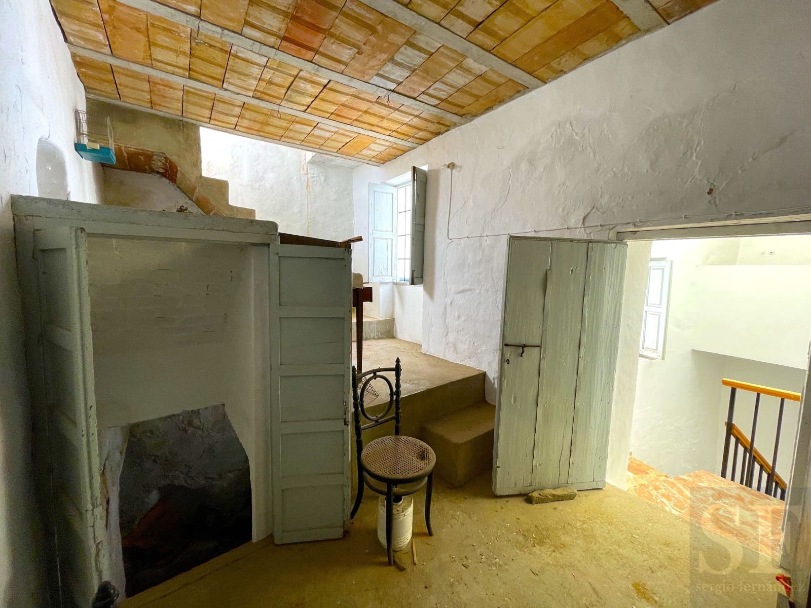 5 makuuhuone Omakotitalo myytävänä paikassa Competa - 194 000 € (Ref: 8100308)