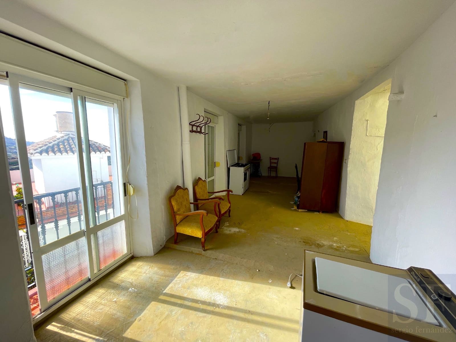 5 makuuhuone Omakotitalo myytävänä paikassa Competa - 194 000 € (Ref: 8100308)