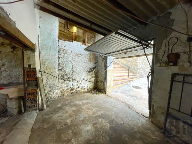 4 soveværelse Byhus til salg i Archez med garage - € 60.000 (Ref: 8110092)