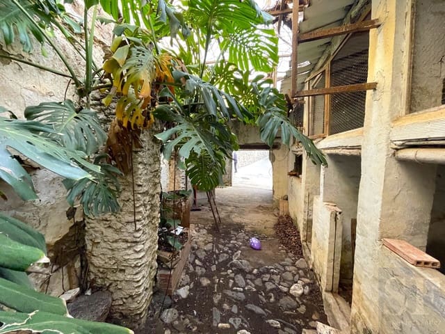 4 soveværelse Byhus til salg i Archez med garage - € 60.000 (Ref: 8110092)