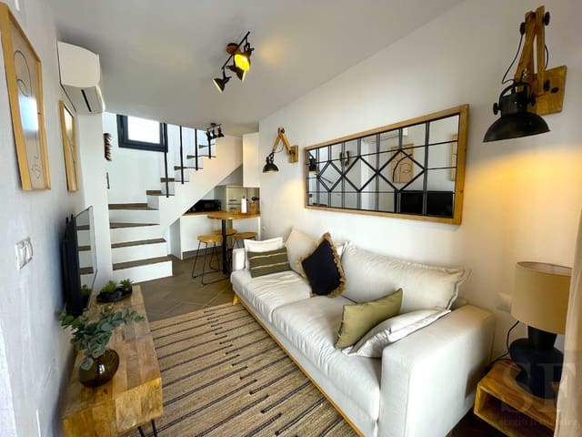 1 bedroom Townhouse for holiday rental in Cómpeta - € 700 (Ref: 8136006)