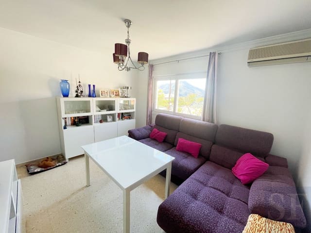 2 sovrum Lägenhet till salu i Sayalonga - 98 000 € (Ref: 8173729)