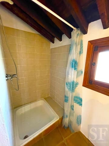 4 slaapkamer Huis te koop in Cómpeta - € 174.000 (Ref: 8173731)