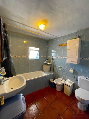 2 soveværelse Byhus til salg i Canillas de Albaida - € 155.000 (Ref: 8227187)