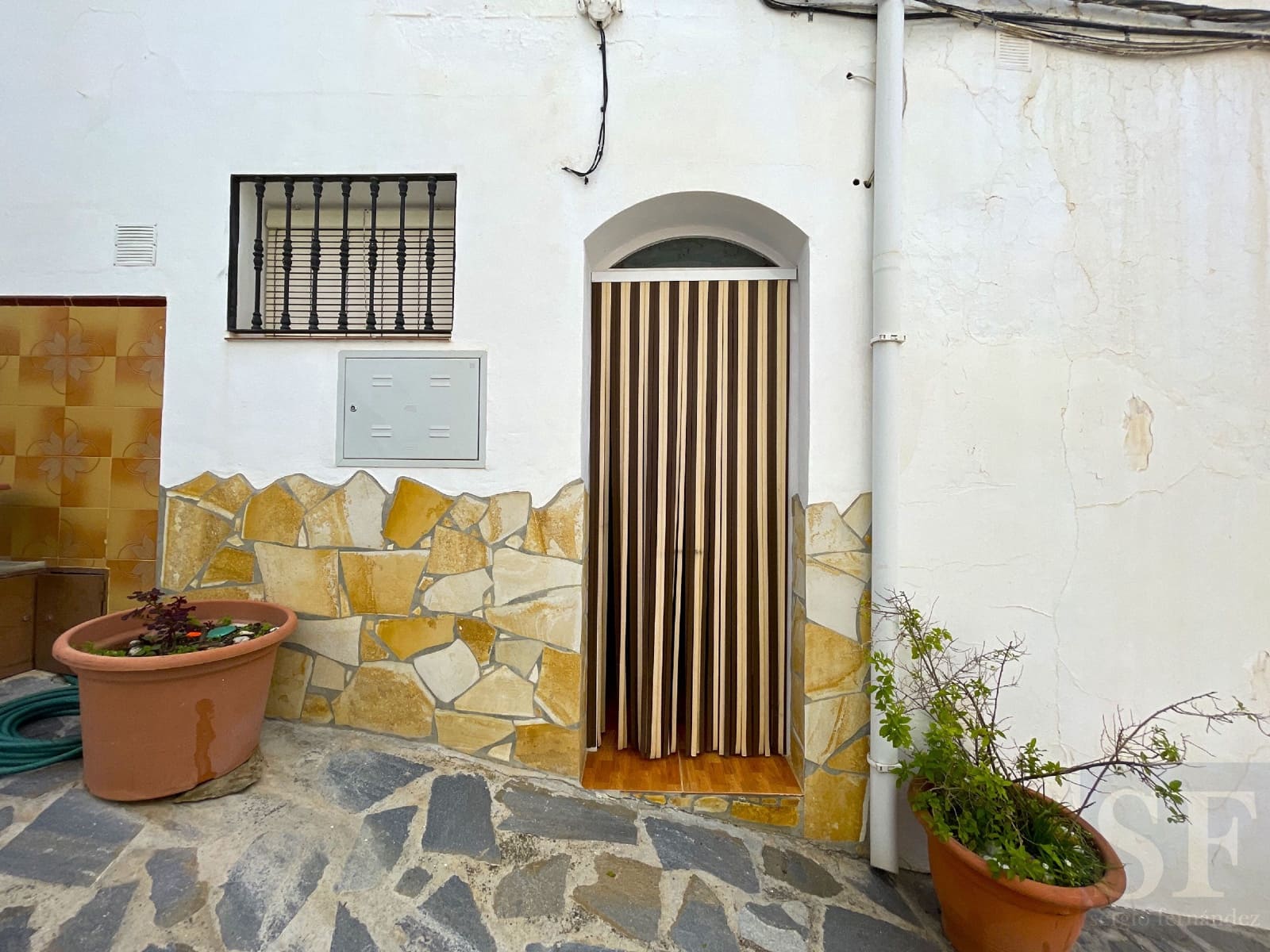 7 bedroom Townhouse for sale in Canillas de Albaida - € 142,000 (Ref: 8227191)