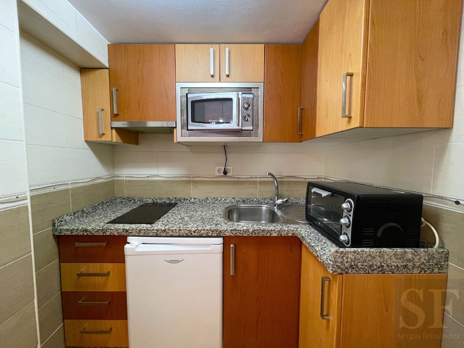 7 bedroom Townhouse for sale in Canillas de Albaida - € 142,000 (Ref: 8227191)