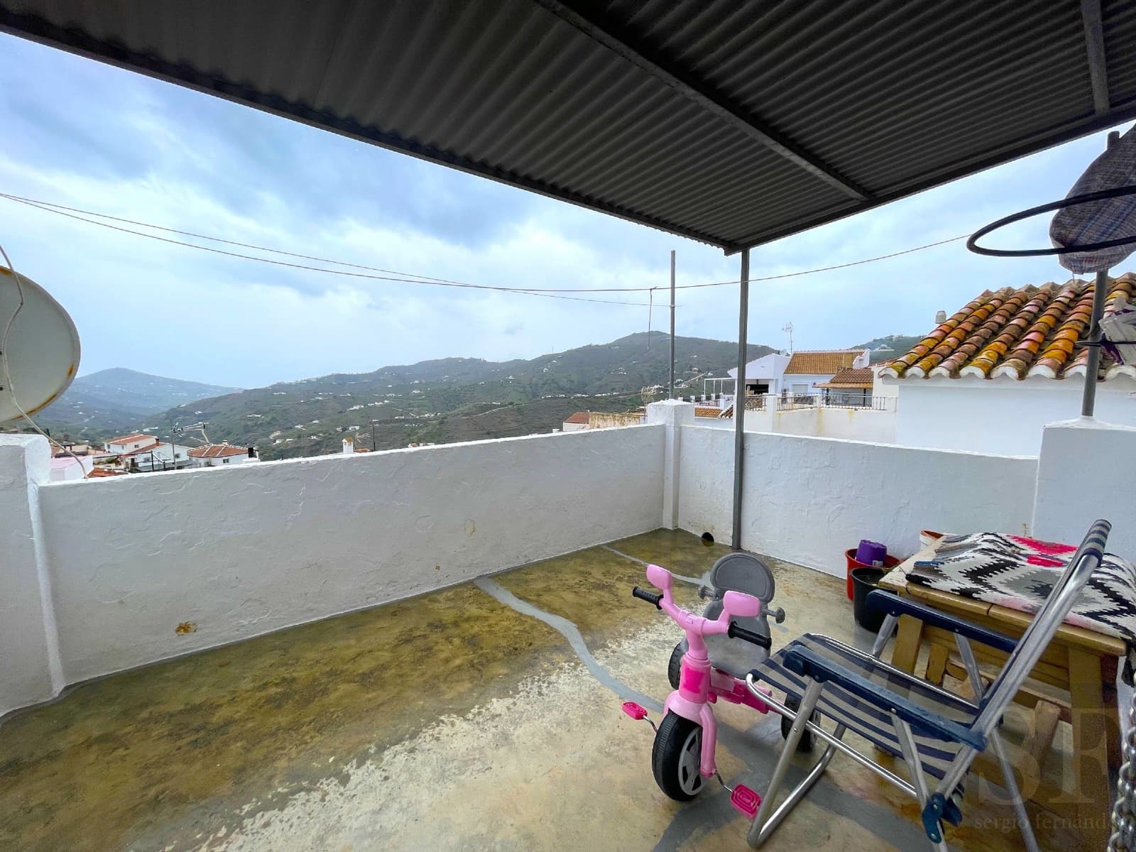 3 makuuhuone Omakotitalo myytävänä paikassa Canillas de Albaida - 159 000 € (Ref: 8255121)