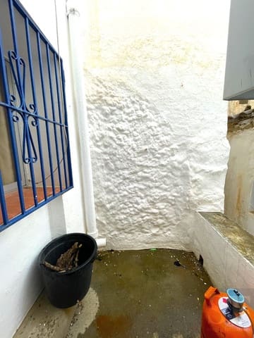 Casa de 3 habitaciones en Canillas de Albaida en venta - 159.000 € (Ref: 8255121)