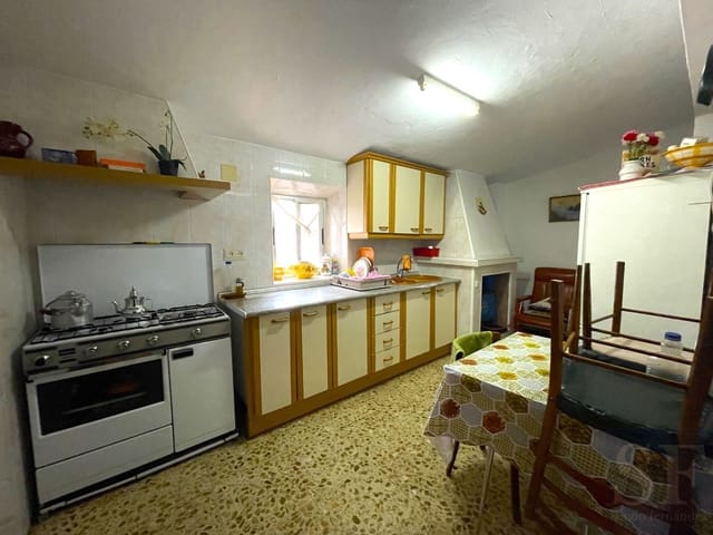 Casa de 3 habitaciones en Canillas de Albaida en venta - 159.000 € (Ref: 8255121)