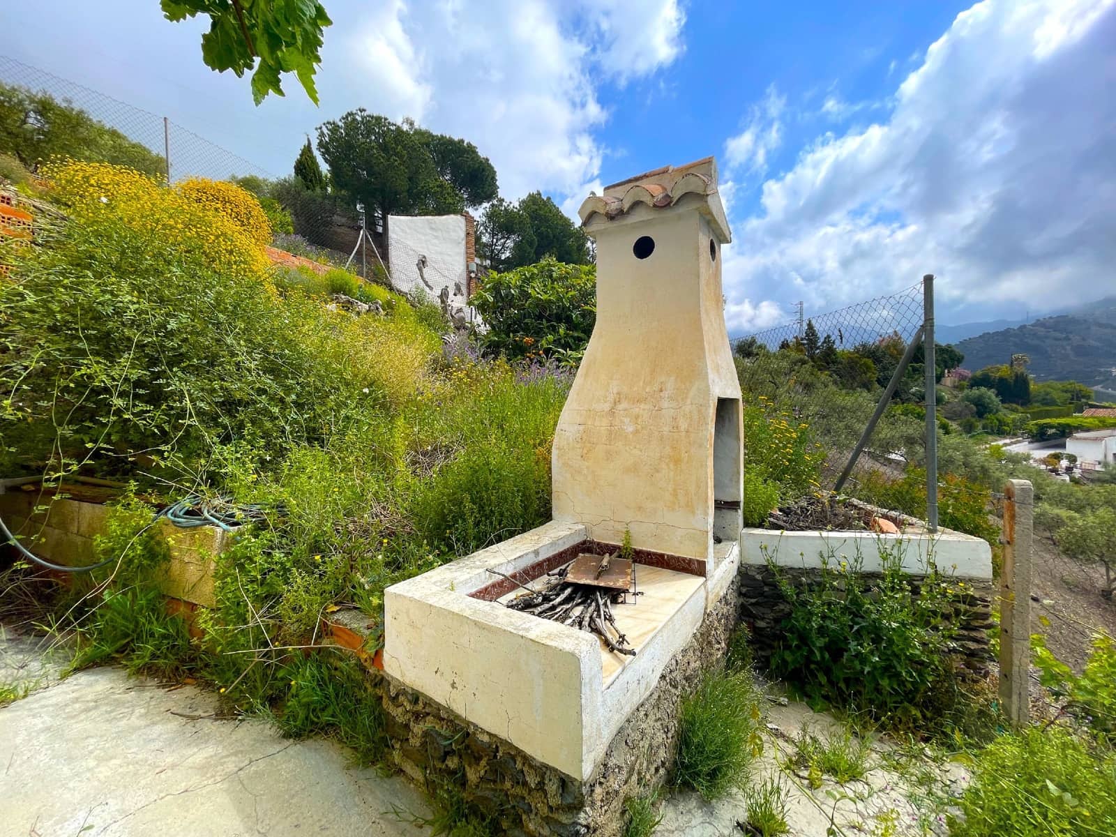 3 soveværelse Villa til salg i Canillas de Albaida med garage - € 350.000 (Ref: 8302096)