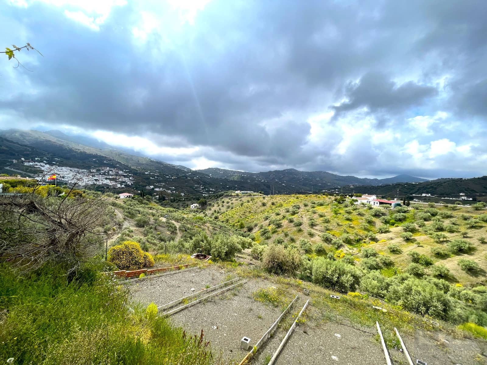 3 soveværelse Villa til salg i Canillas de Albaida med garage - € 350.000 (Ref: 8302096)