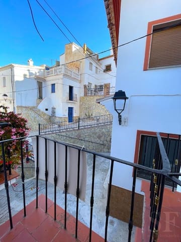 3 soveværelse Byhus til salg i Sayalonga - € 115.000 (Ref: 8408798)