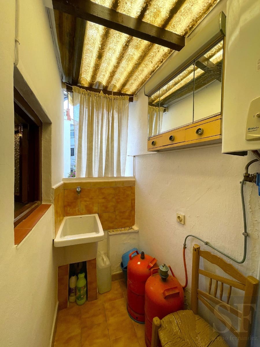 3 bedroom Townhouse for sale in Sayalonga - € 115,000 (Ref: 8408798)