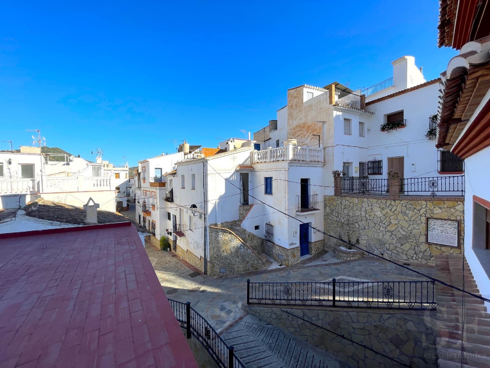 3 bedroom Townhouse for sale in Sayalonga - € 115,000 (Ref: 8408798)