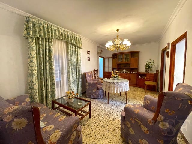 3 soveværelse Byhus til salg i Sayalonga - € 115.000 (Ref: 8408798)