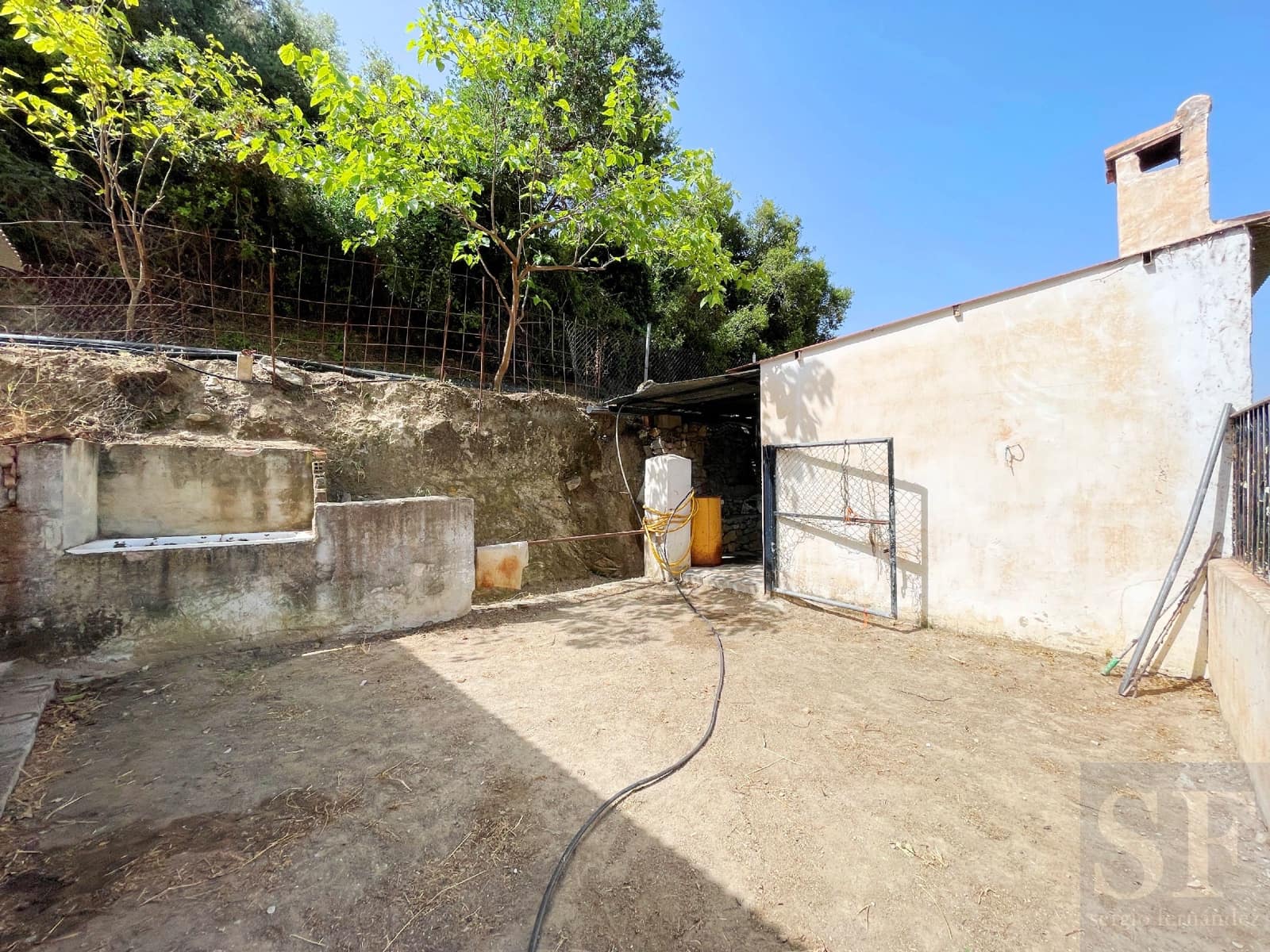 Finca/Landehus til salg i Competa - € 67.000 (Ref: 8408803)