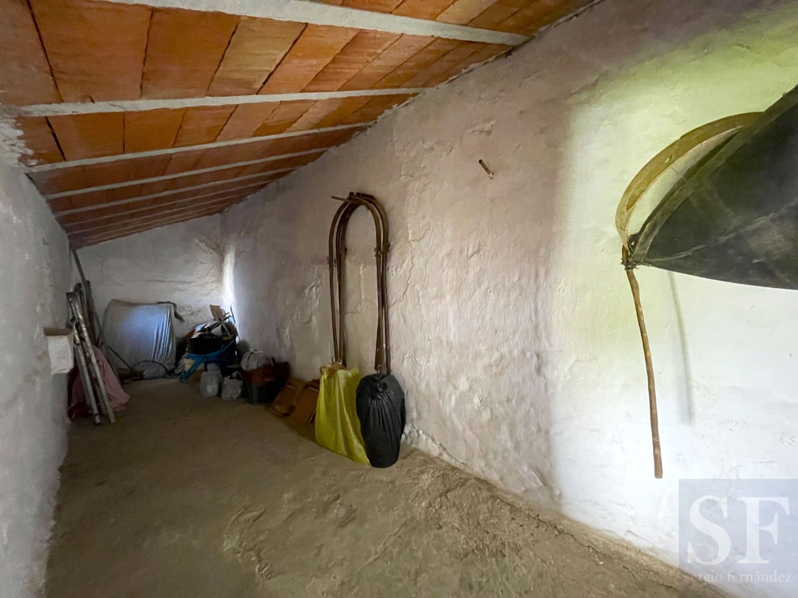 Huis te koop in Sedella - € 40.000 (Ref: 8418553)