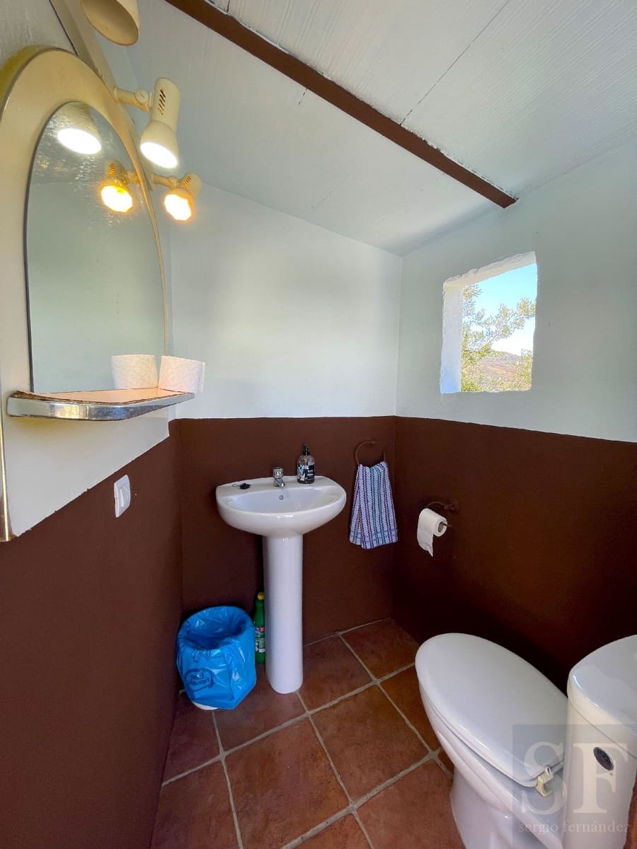 3 bedroom Villa for sale in Competa with pool - € 365,000 (Ref: 8427900)