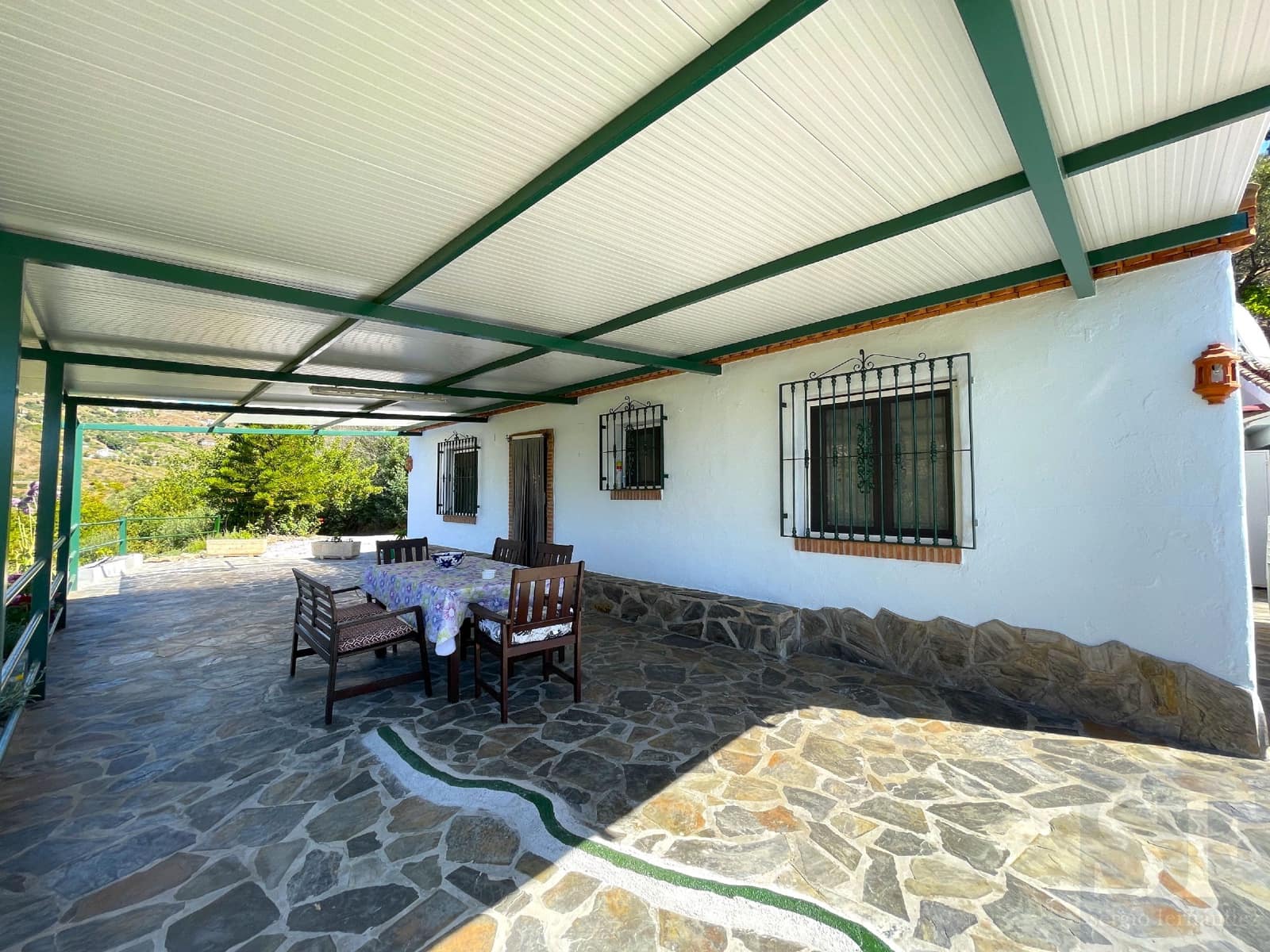 3 bedroom Villa for sale in Competa with pool - € 365,000 (Ref: 8427900)