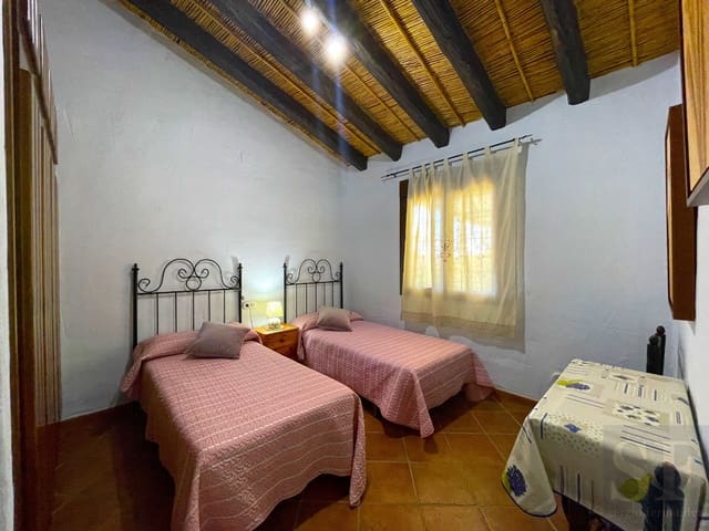 3 bedroom Villa for sale in Cómpeta with pool - € 365,000 (Ref: 8427900)