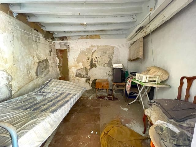 18 soveværelse Byhus til salg i Algarrobo - € 180.000 (Ref: 8433505)