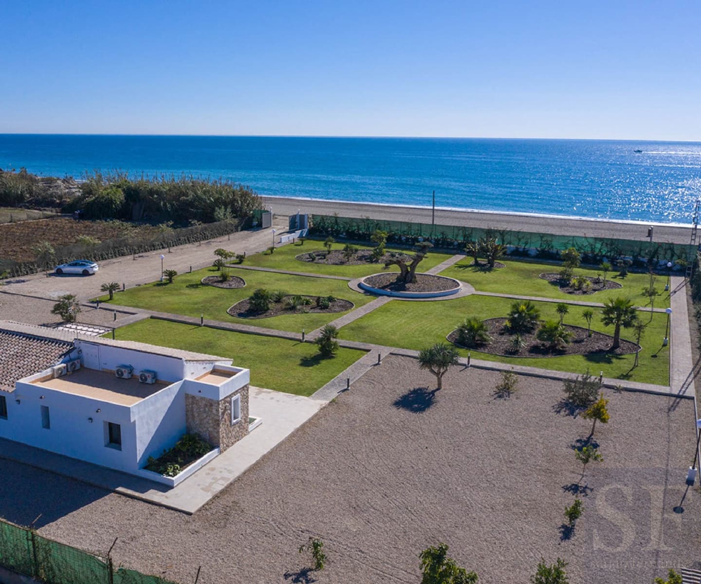 4 bedroom Villa for sale in Almayate - € 1,700,000 (Ref: 8433506)