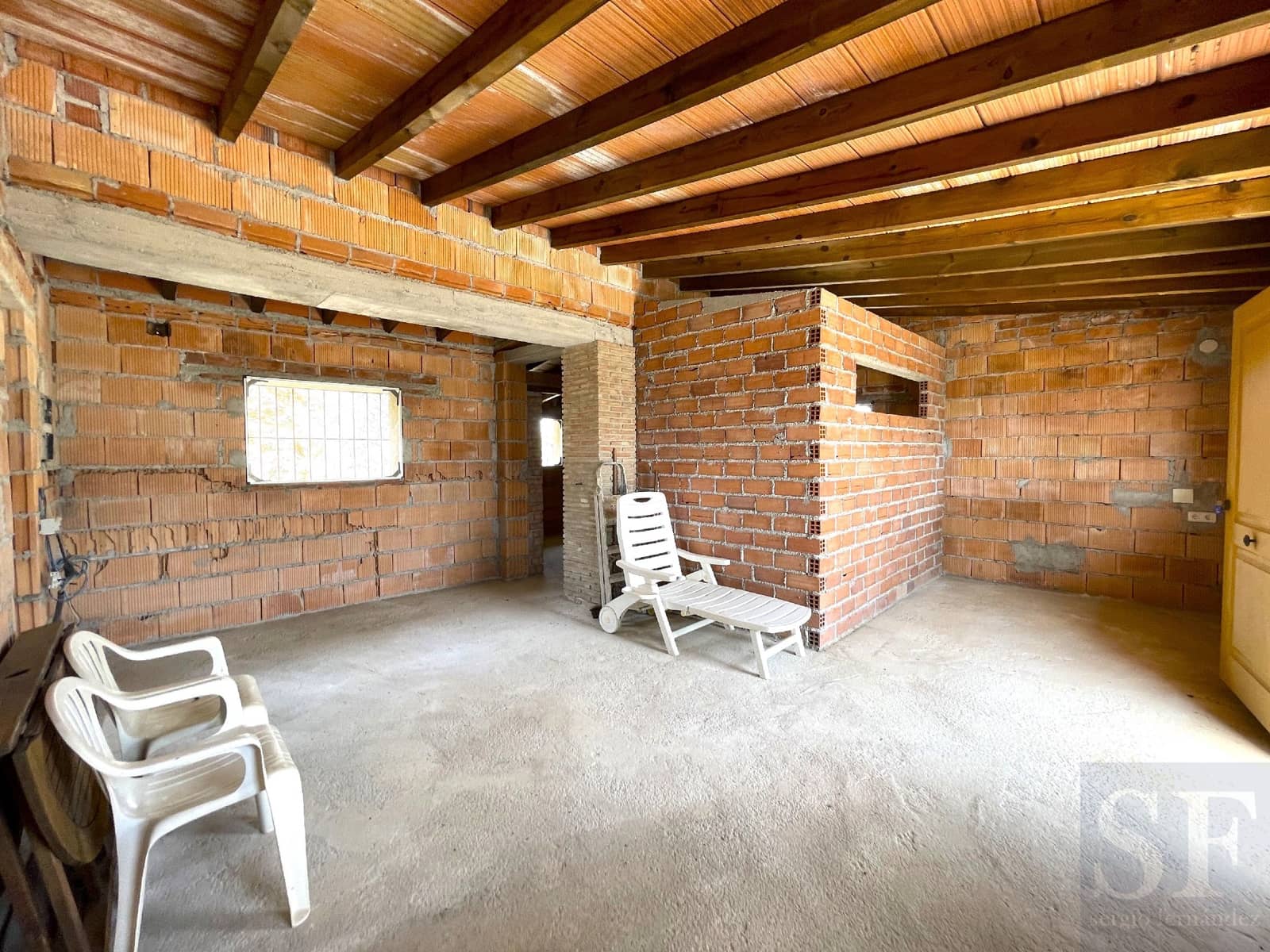 2 soveværelse Villa til salg i Archez med swimmingpool - € 180.000 (Ref: 8462505)