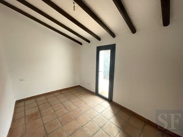 2 sovrum Villa till salu i Sayalonga - 180 000 € (Ref: 8477232)