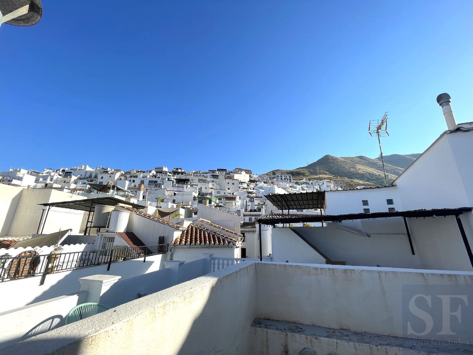 4 soveværelse Byhus til salg i Competa - € 140.000 (Ref: 8479868)