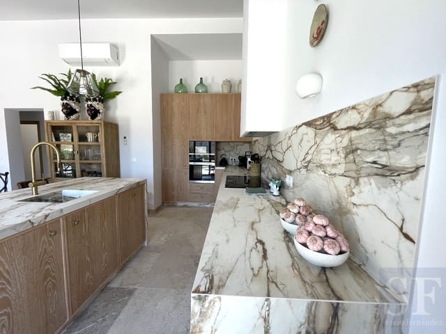 3 bedroom Villa for holiday rental in Cómpeta with pool - € 1,650 (Ref: 8482571)