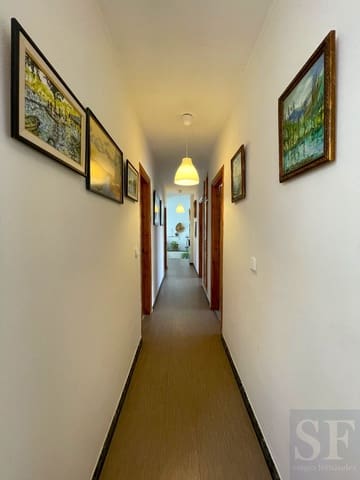 Casa de 4 habitaciones en Cómpeta en venta - 365.000 € (Ref: 8482572)