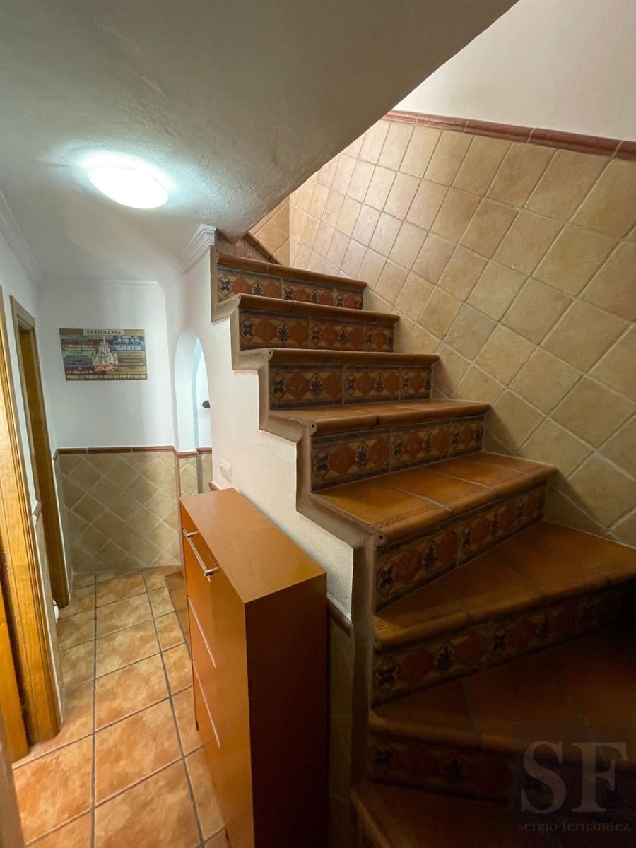 2 soveværelse Byhus til salg i Competa med garage - € 149.000 (Ref: 8482575)