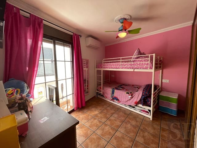 2 soveværelse Byhus til salg i Cómpeta med garage - € 149.000 (Ref: 8482575)