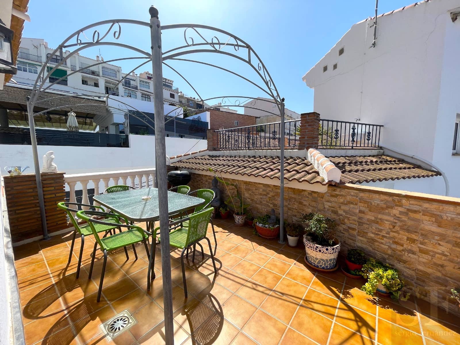 2 soveværelse Byhus til salg i Competa med garage - € 149.000 (Ref: 8482575)