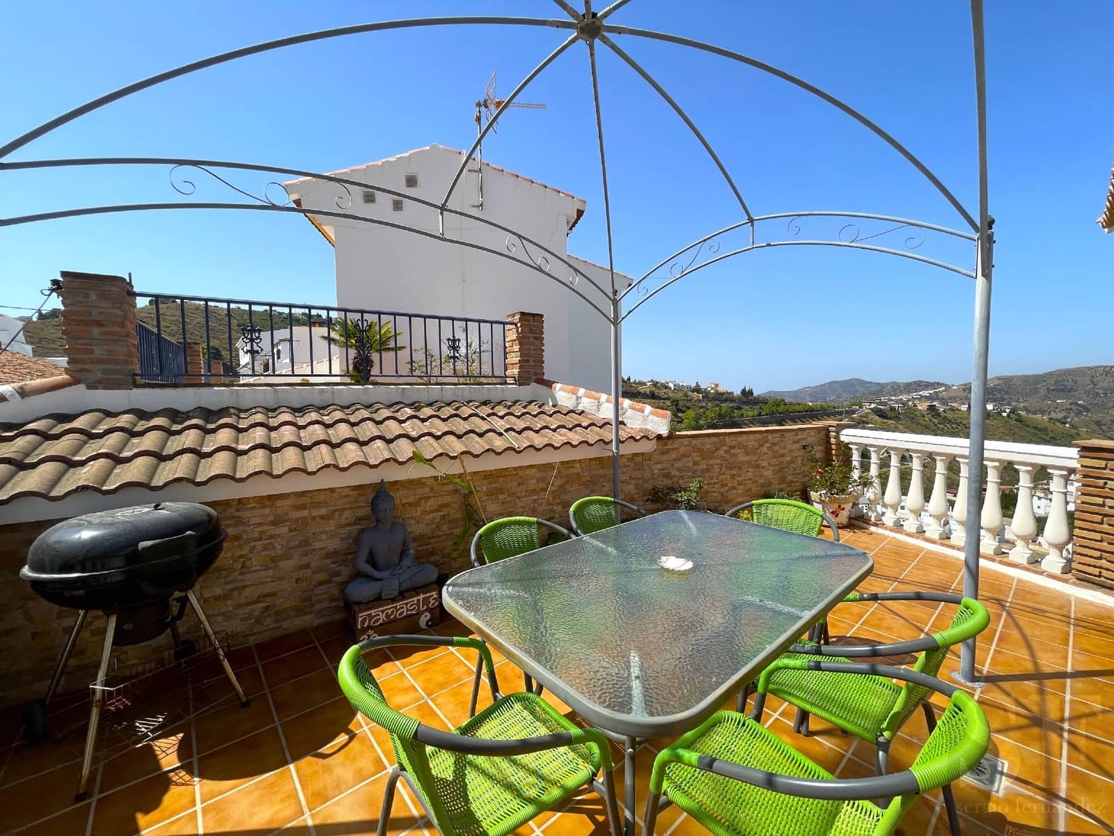 2 soveværelse Byhus til salg i Competa med garage - € 149.000 (Ref: 8482575)