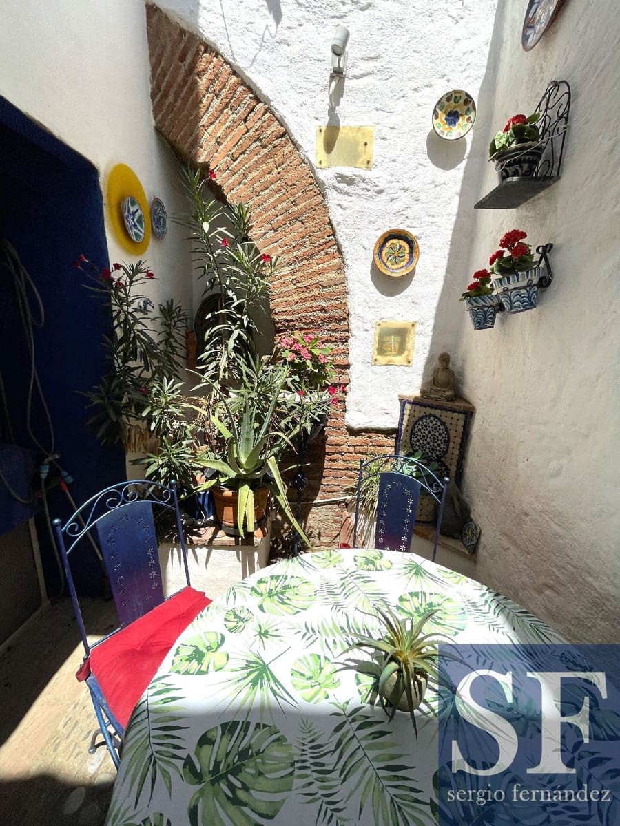 2 makuuhuone Omakotitalo myytävänä paikassa Sedella - 250 000 € (Ref: 8491074)