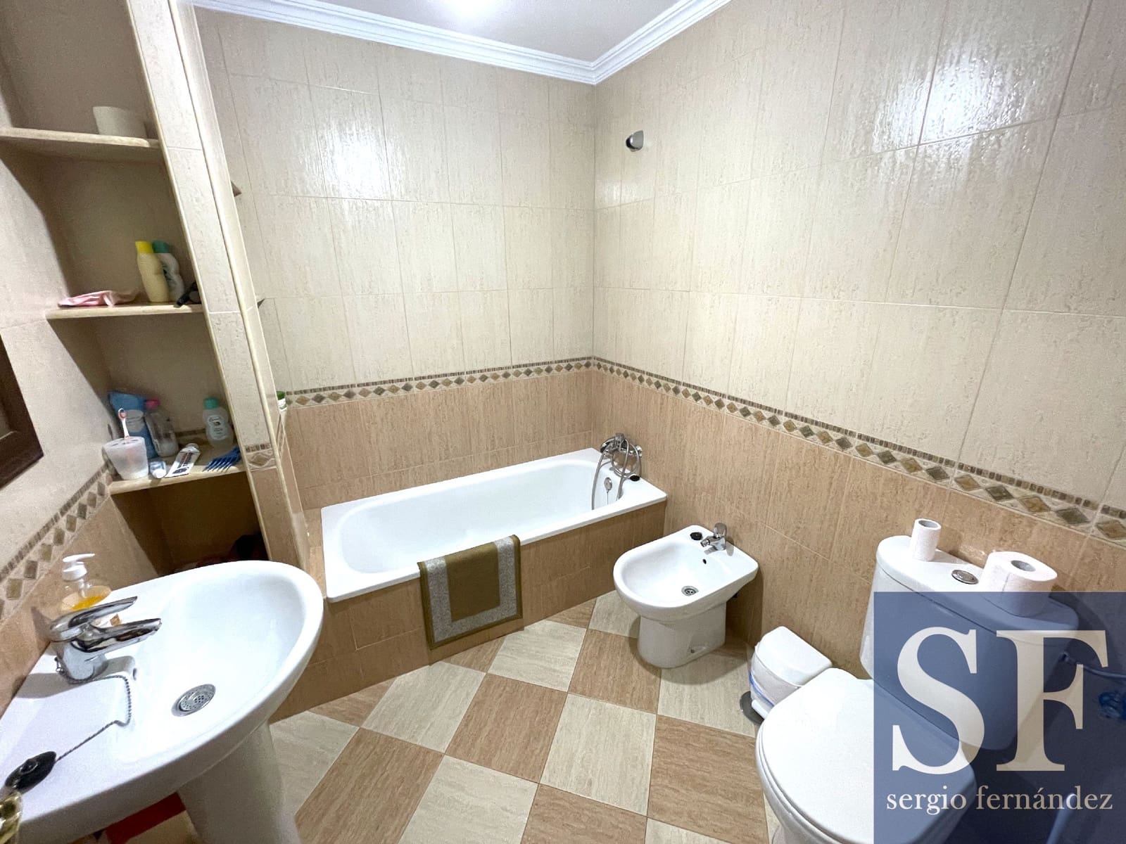 3 soveværelse Byhus til salg i Competa med garage - € 210.000 (Ref: 8513818)