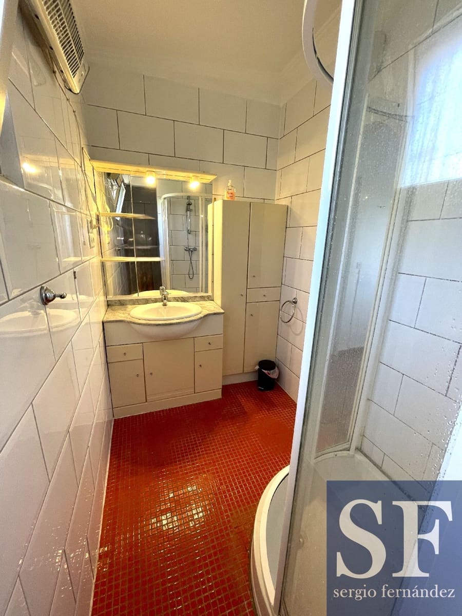2 soveværelse Villa til salg i Arenas med swimmingpool - € 320.000 (Ref: 8537827)