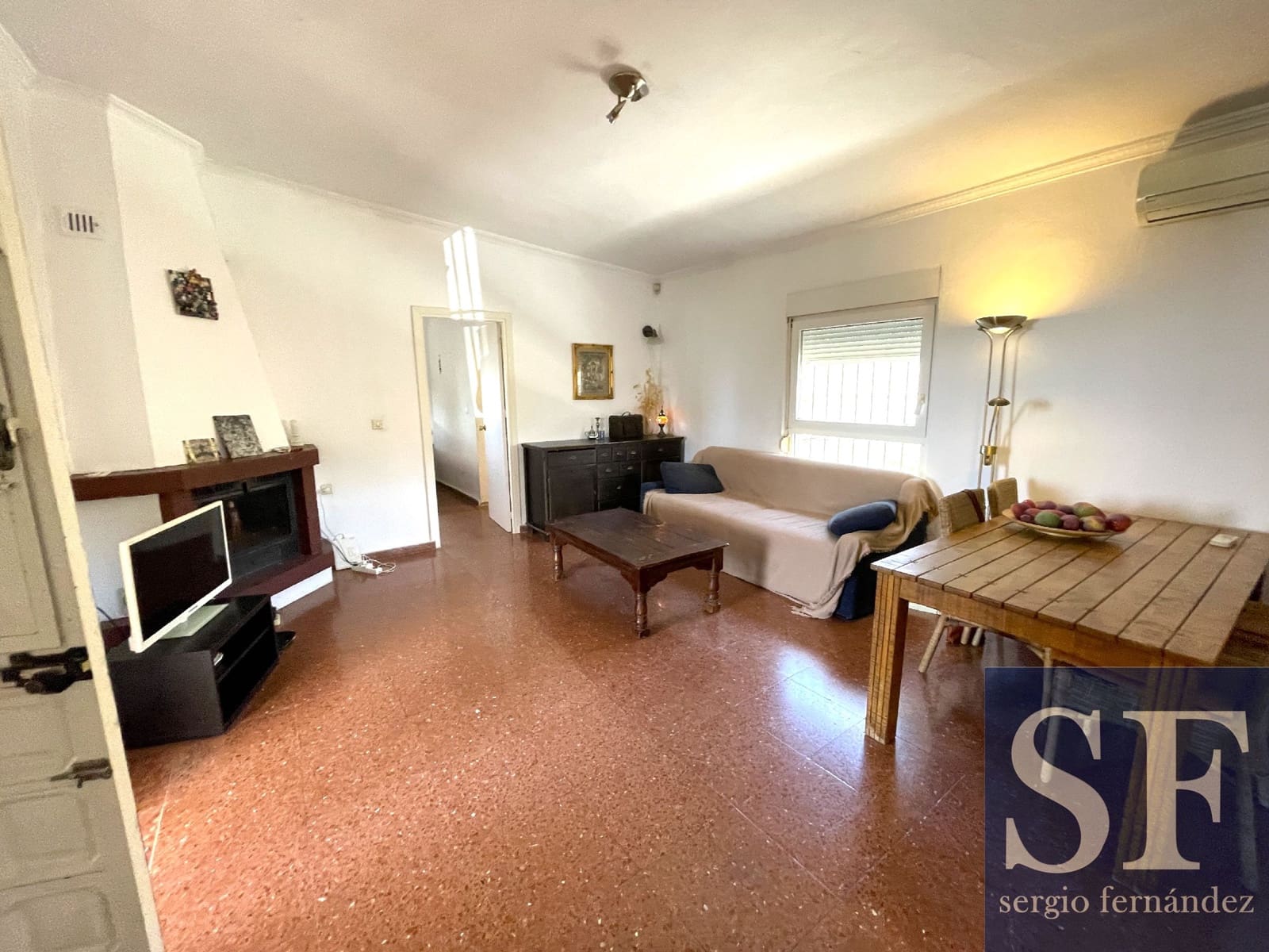 2 soveværelse Villa til salg i Arenas med swimmingpool - € 320.000 (Ref: 8537827)