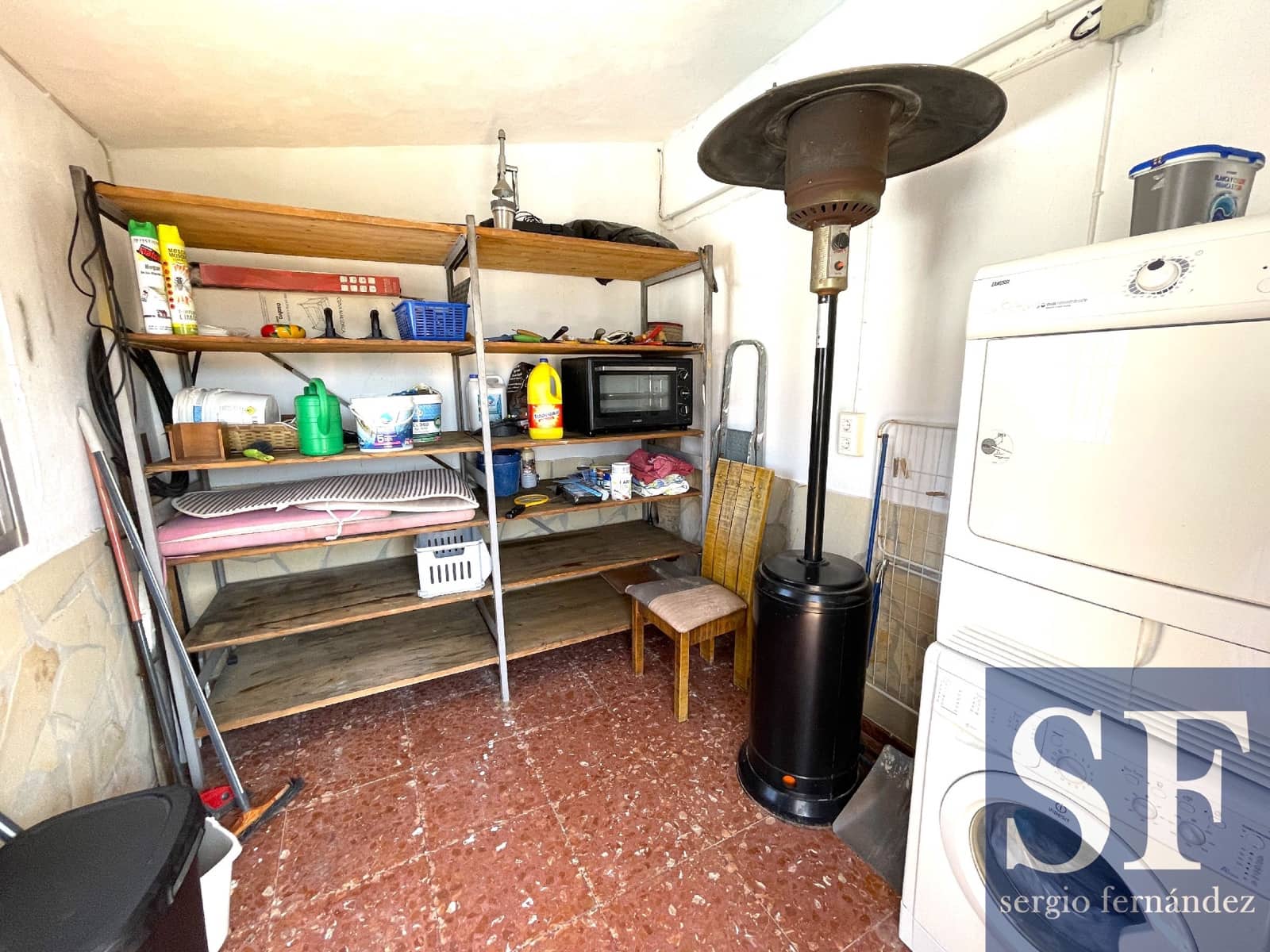 2 soveværelse Villa til salg i Arenas med swimmingpool - € 320.000 (Ref: 8537827)