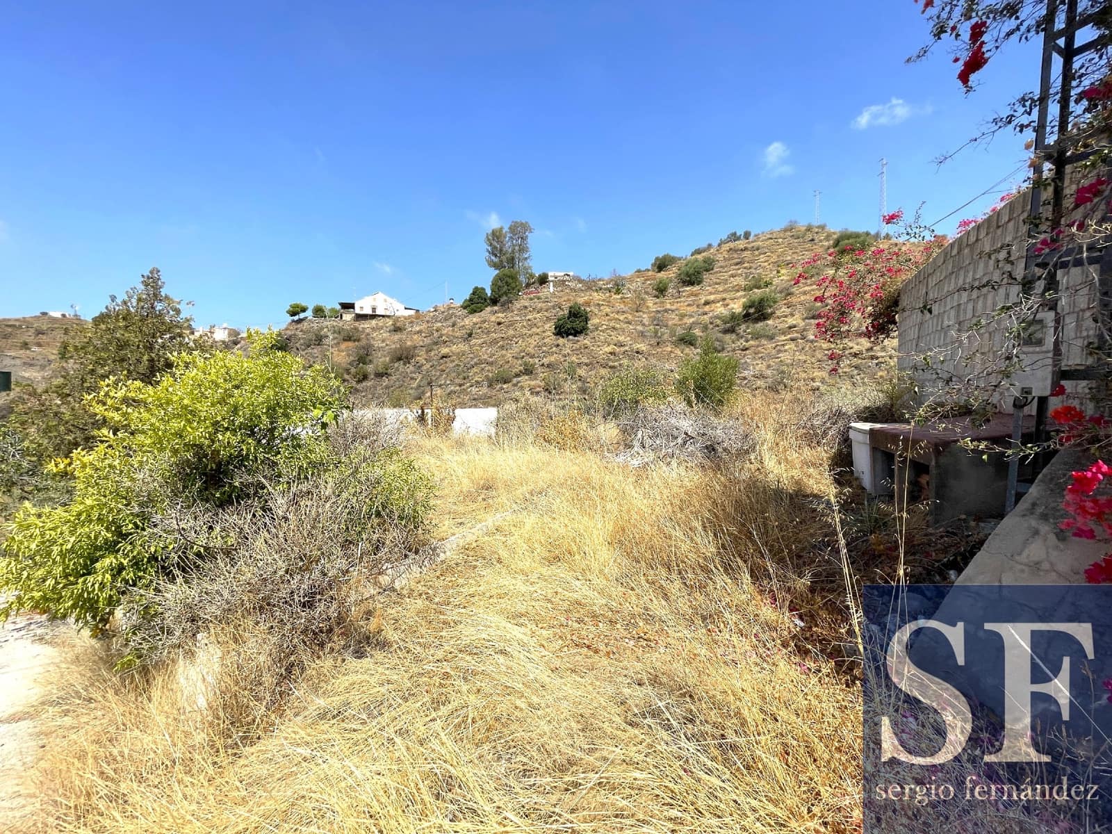 2 soveværelse Villa til salg i Arenas med swimmingpool - € 320.000 (Ref: 8537827)