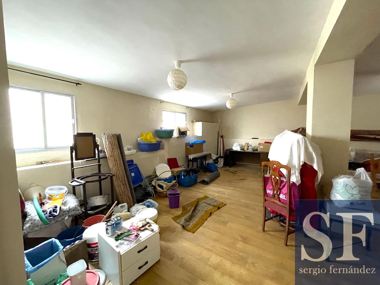 8 makuuhuone Omakotitalo myytävänä paikassa Competa - 390 000 € (Ref: 8553496)