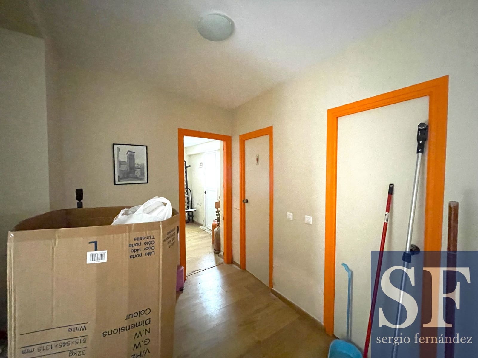 8 makuuhuone Omakotitalo myytävänä paikassa Competa - 390 000 € (Ref: 8553496)