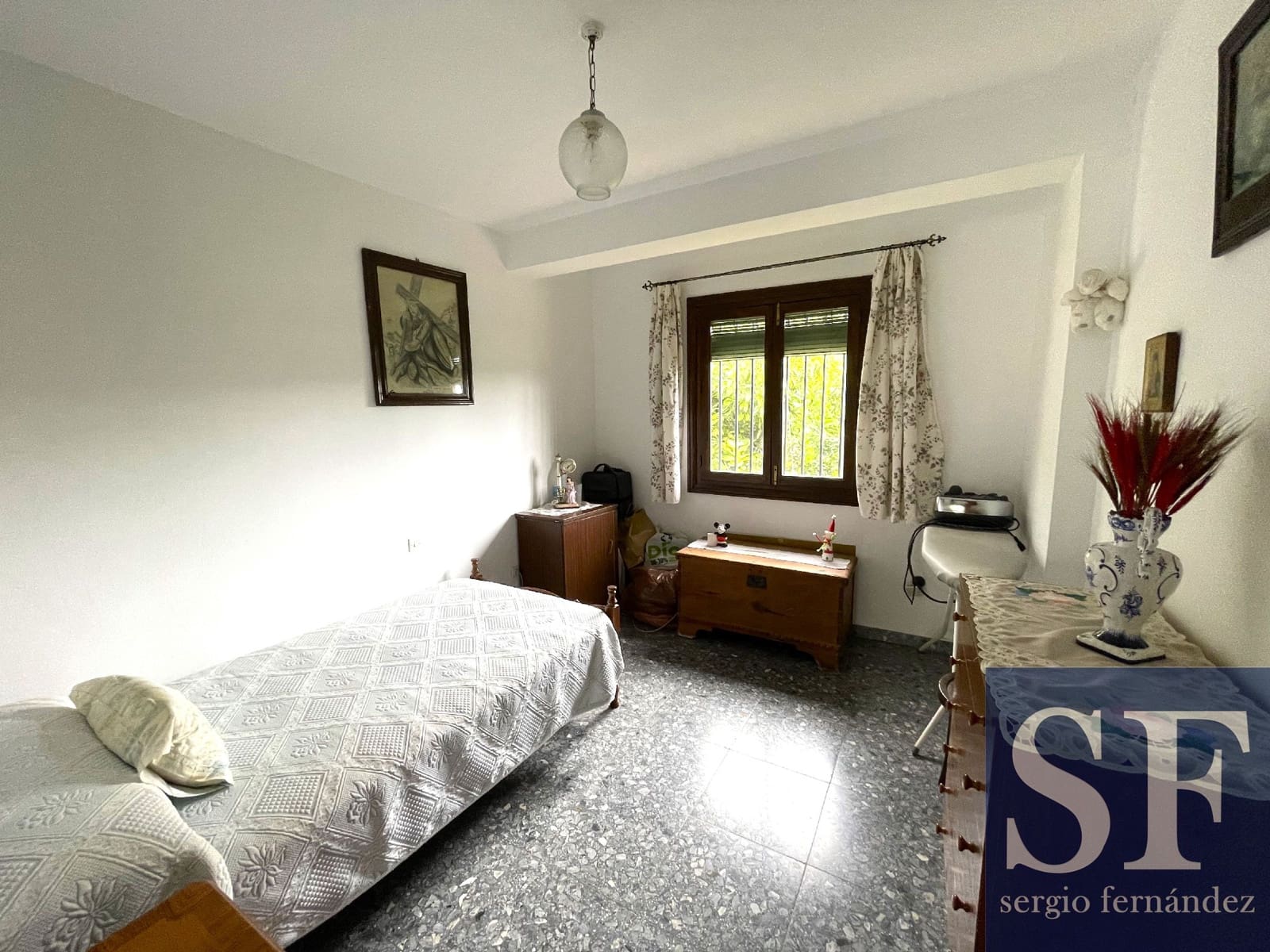 8 makuuhuone Omakotitalo myytävänä paikassa Competa - 390 000 € (Ref: 8553496)