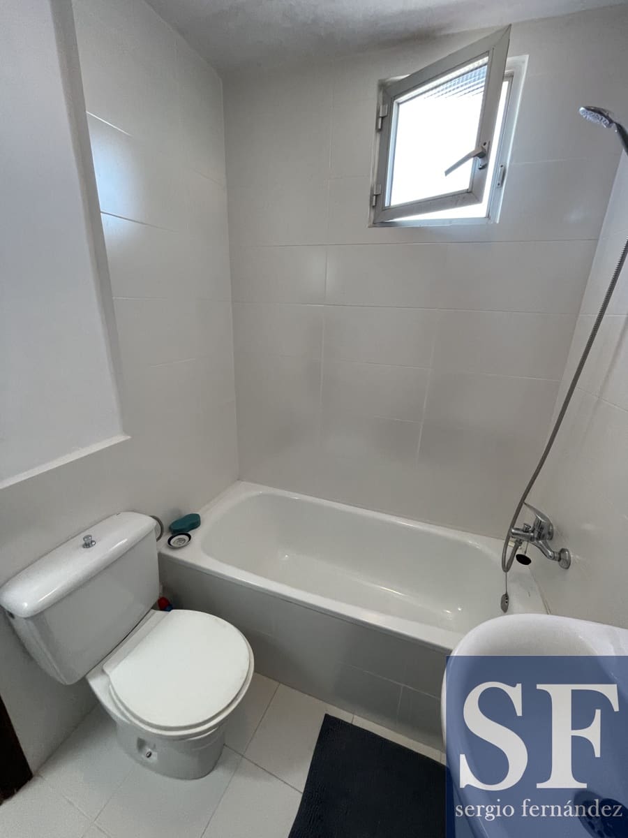 Casa de 2 habitaciones en Cómpeta en venta - 129.000 € (Ref: 8671332)