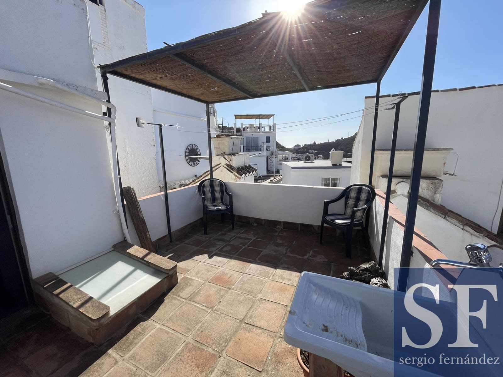 Casa de 2 habitaciones en Cómpeta en venta - 129.000 € (Ref: 8671332)